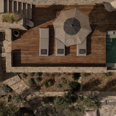 Peliva Nature Suites Vilă Pinakátai